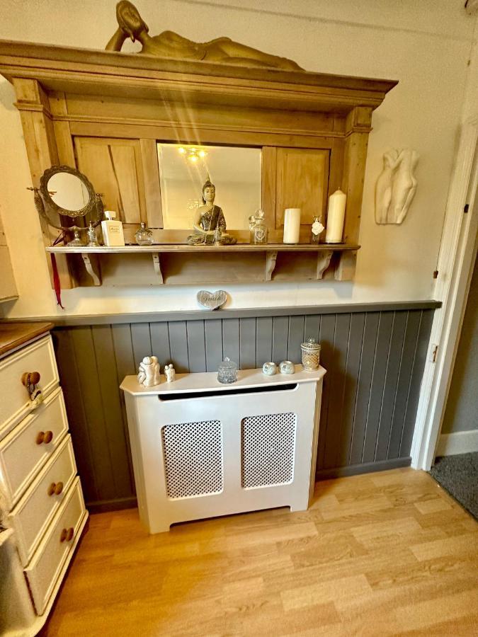 Garden Cottage - 3 Bedroom Close To Town And Beach Bournemouth Exteriör bild