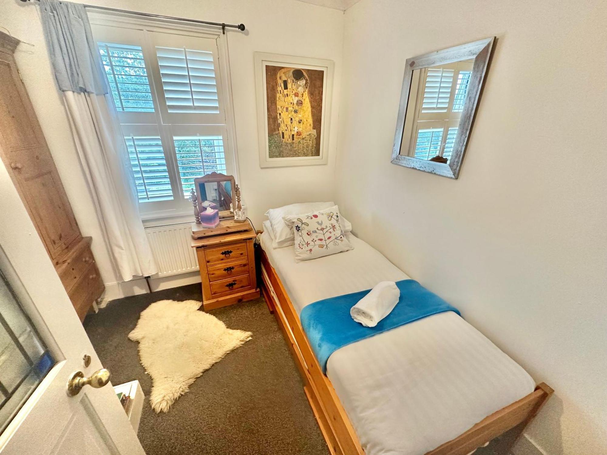 Garden Cottage - 3 Bedroom Close To Town And Beach Bournemouth Exteriör bild