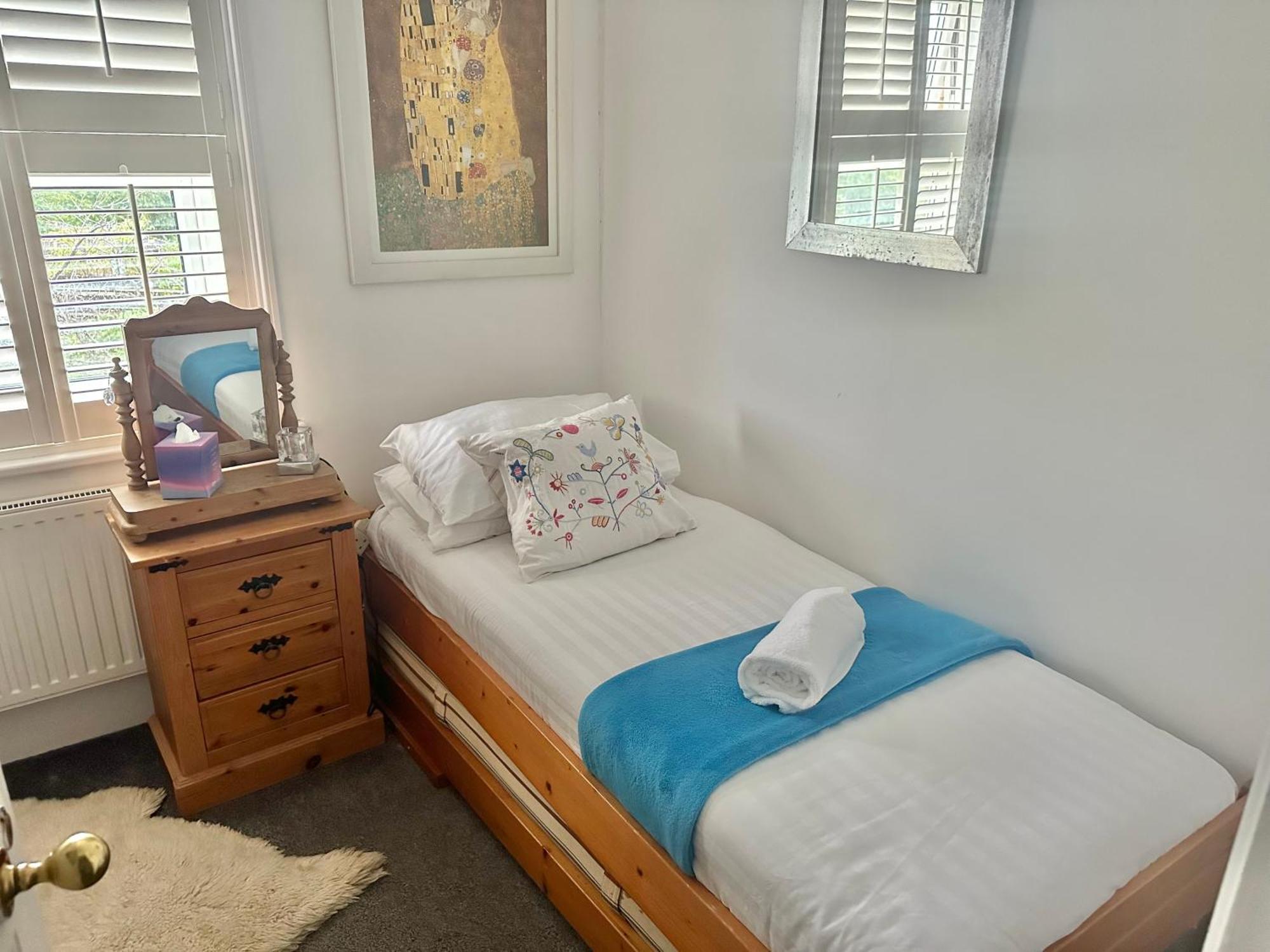 Garden Cottage - 3 Bedroom Close To Town And Beach Bournemouth Exteriör bild
